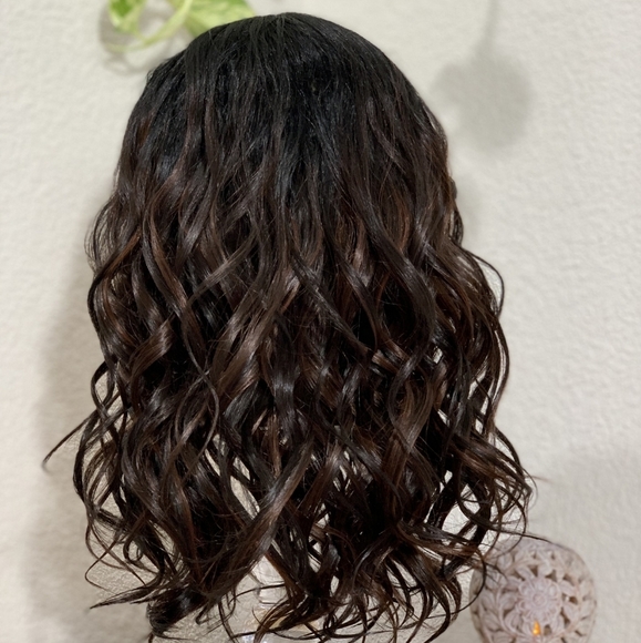 Lace Front Wig - Picture 3 of 3